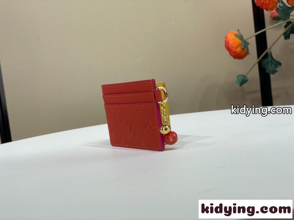 ルイ・ヴィトン カードケース ポルト カルト･LV チャーム スーパーコピー-0