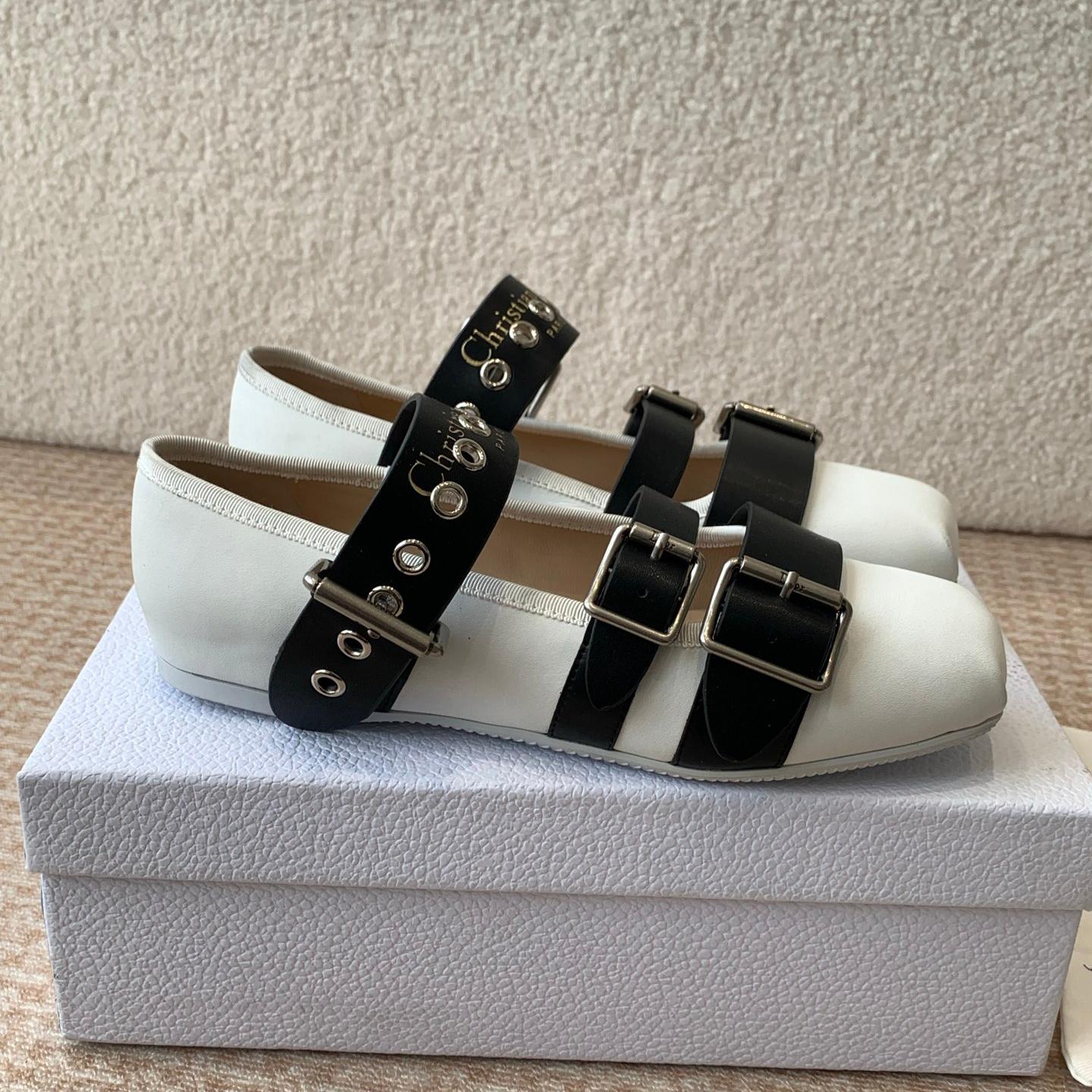 大人クールデザイン&Dior Punk バレリーナ スーパーコピー レザー ホワイト-0