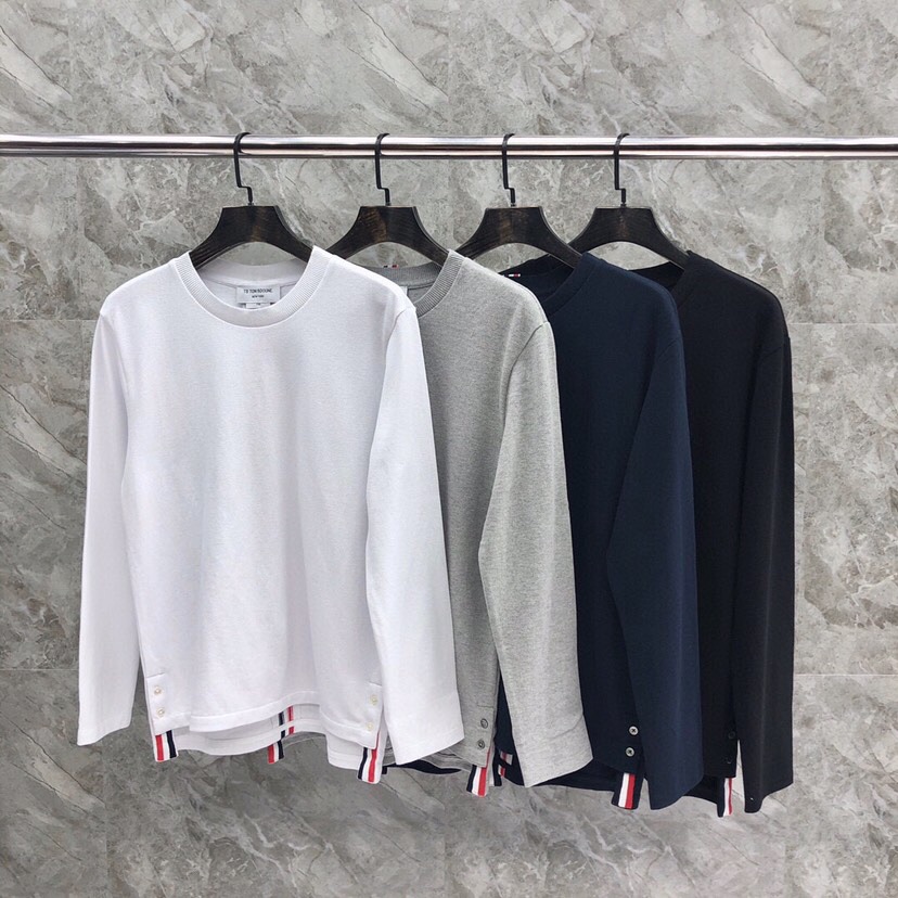 飽きのこない クルーネック 長袖Tシャツ トムブラウン Tシャツ コピー-1