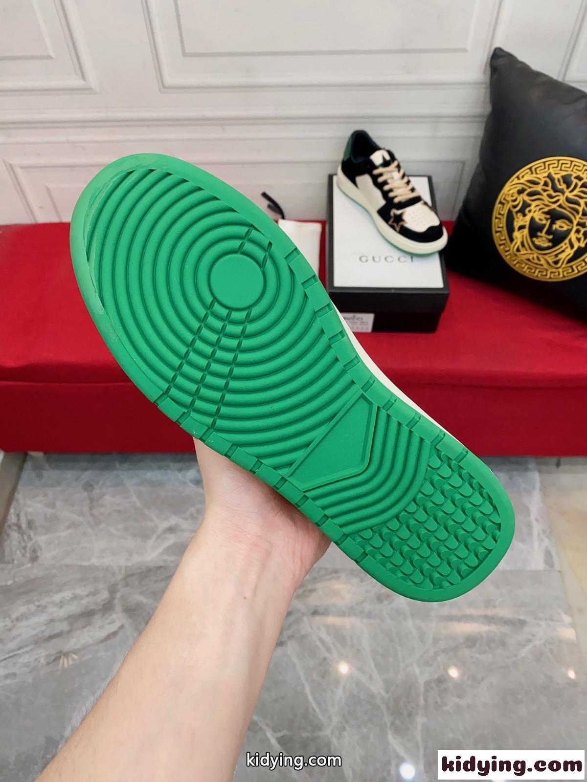 飽きのこない グッチ スニーカー コピー レースアップ 滑り止め メンズ 快適 定番 おしゃれ 人気 通気 春夏-3