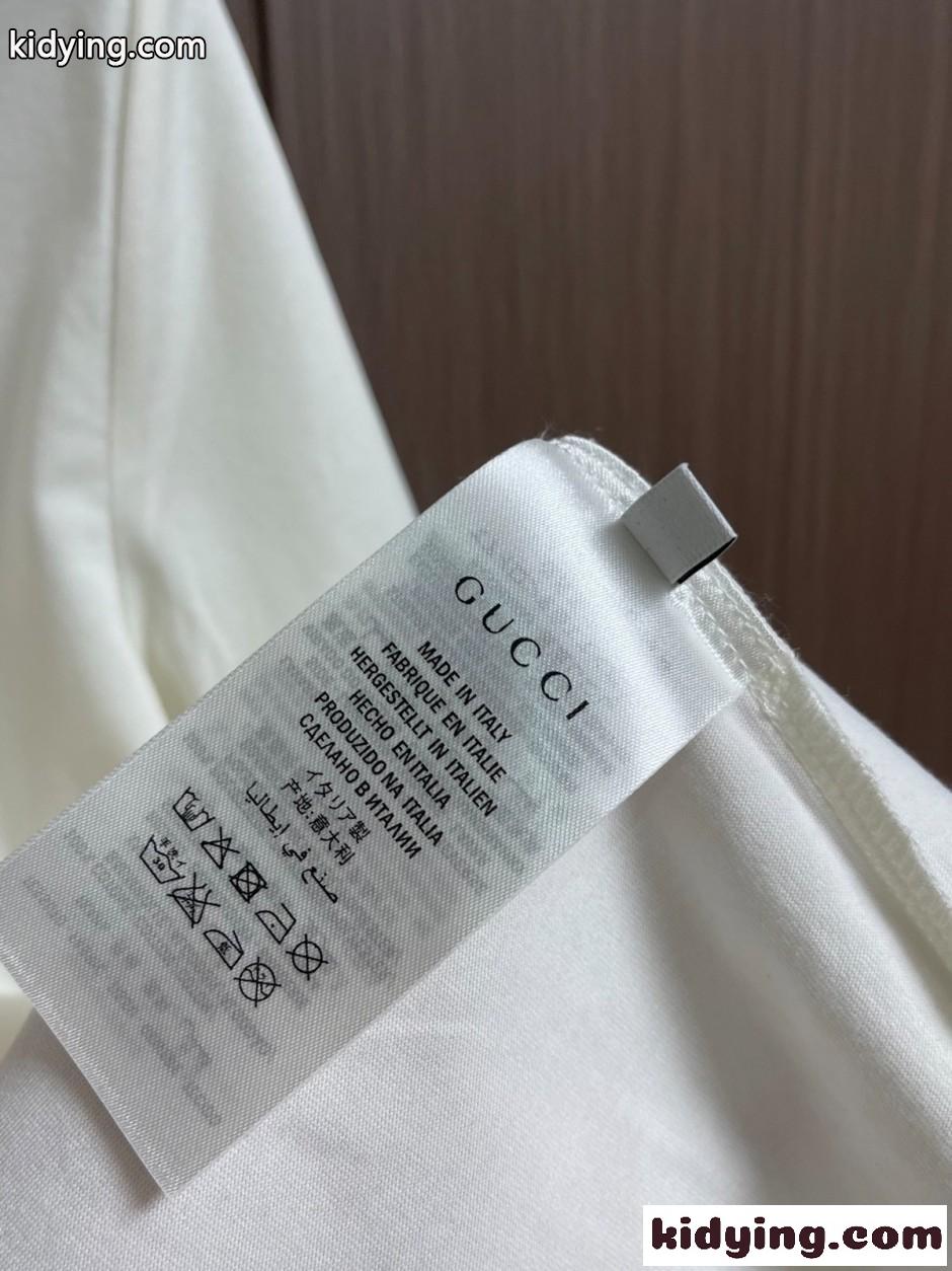 おしゃれ ロゴ入り クルーネック 半袖Tシャツ グッチ Tシャツ 偽物 ホワイト-4