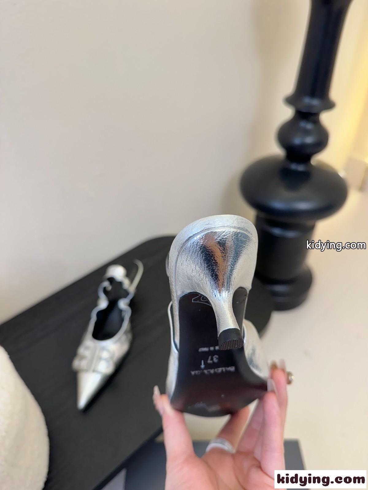 エレガント Monaco スリングバック パンプス バレンシアガ パンプス スーパーコピー シルバー-3