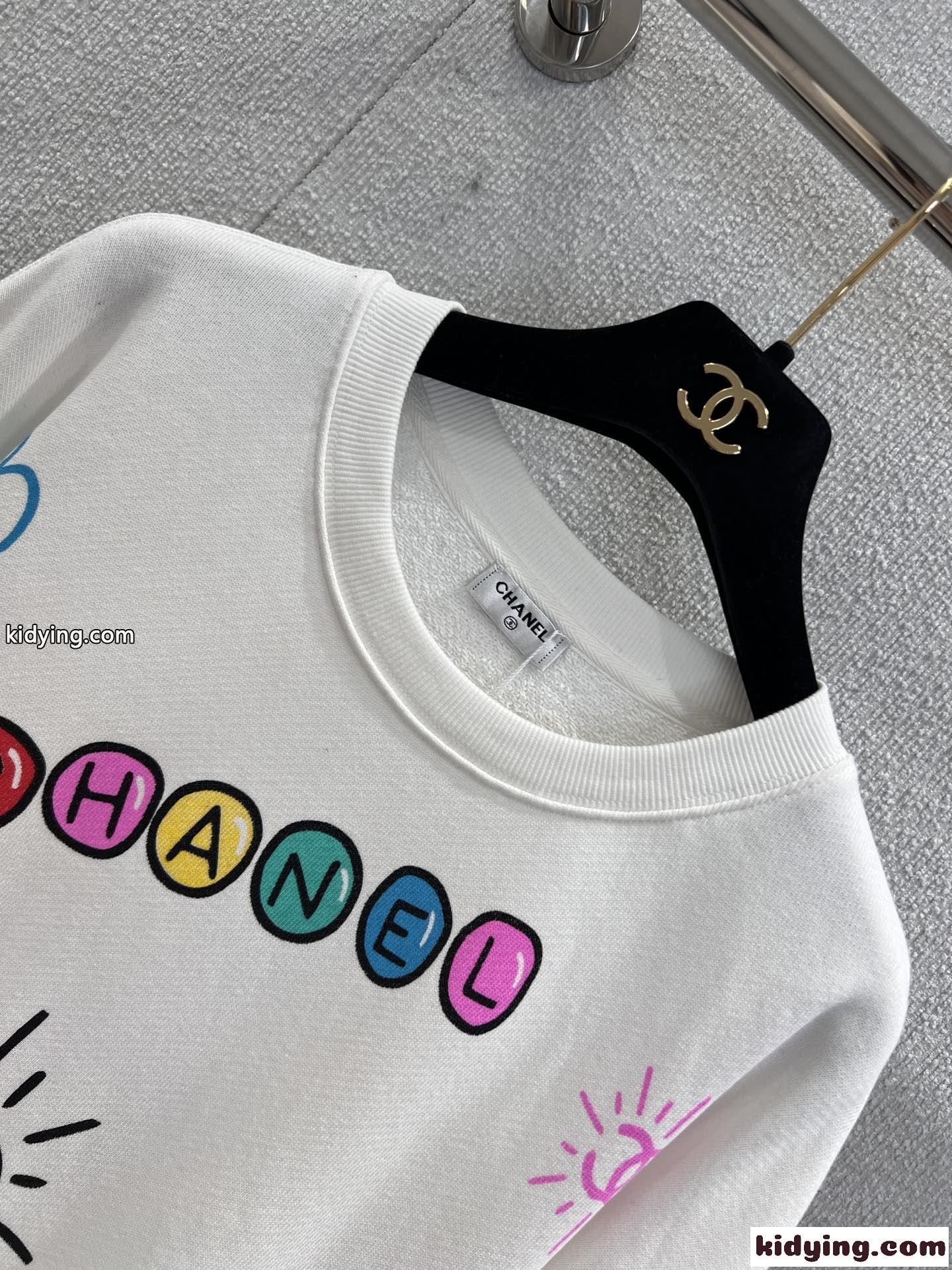 遊び心満載~プリント スウェットシャツ シャネル Tシャツ コピー コットン ホワイト-1