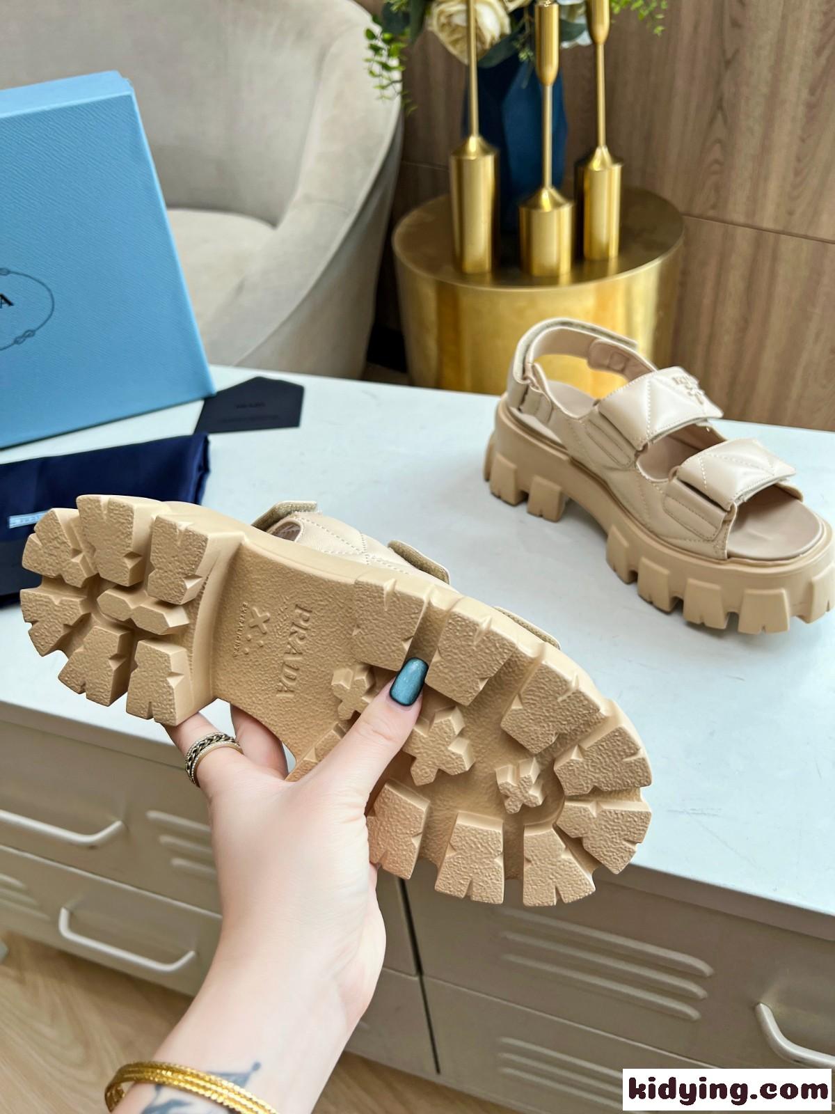 大人気 厚底 レディースシューズ プラダ サンダル コピー ベージュ-2