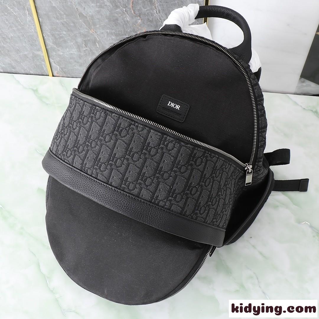 人気 カジュアル Dior 8 バックパック スーパーコピー リュックサック ブラック-5