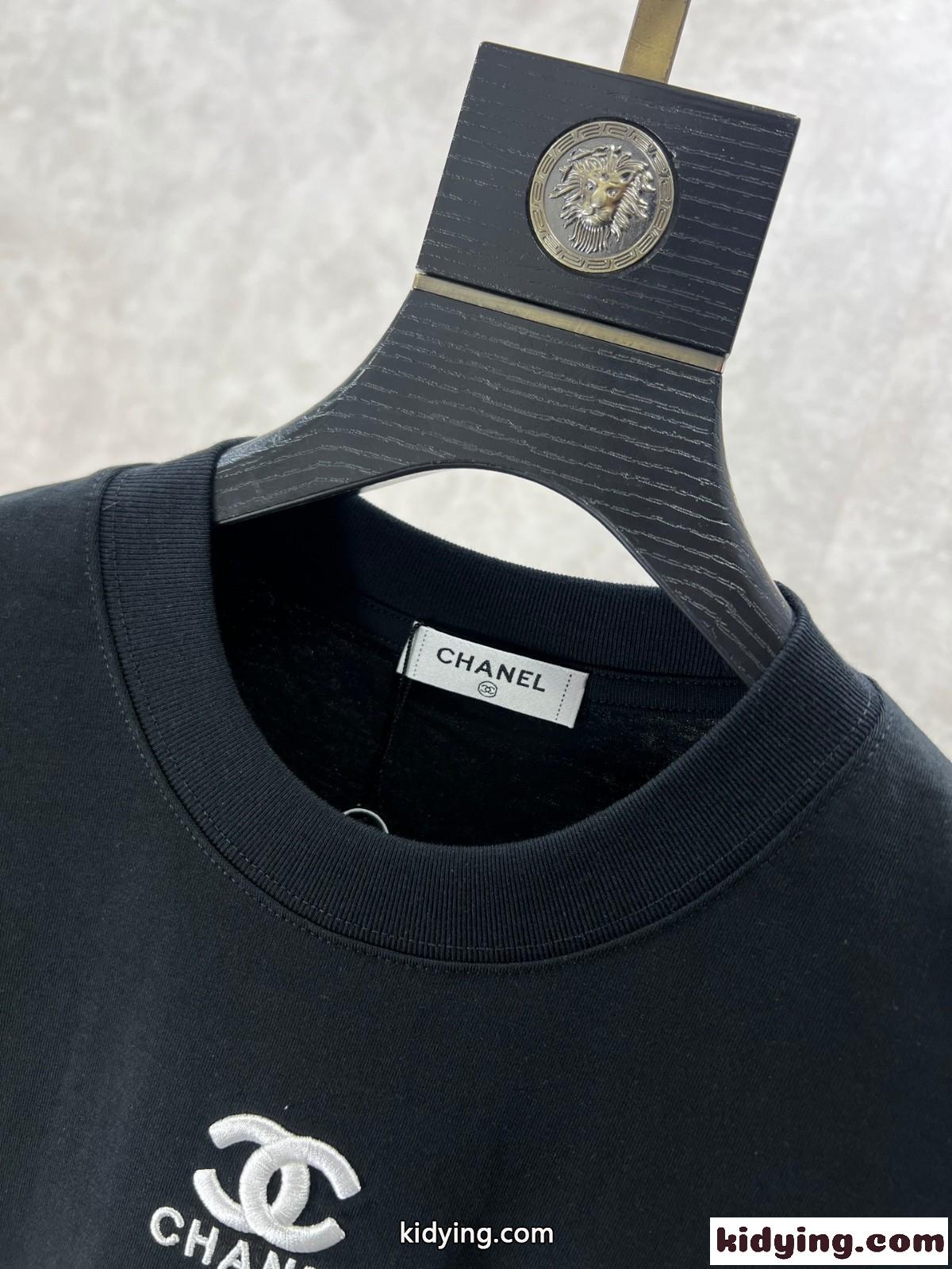 シャネル Tシャツ 偽物 シンプル クルーネック コットン 長袖Tシャツ ブラック-3