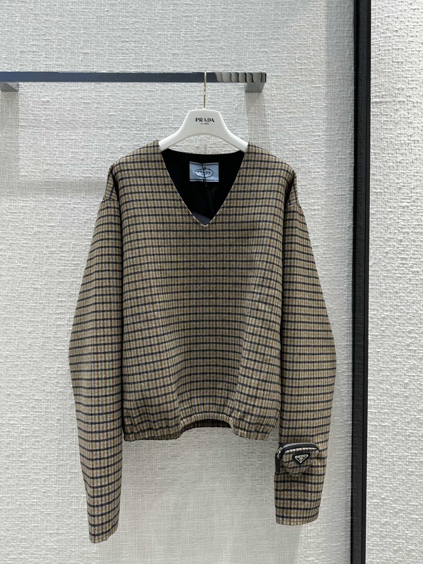カジュアル ラシャ チェック トップ プラダ Tシャツ コピー レディース-2
