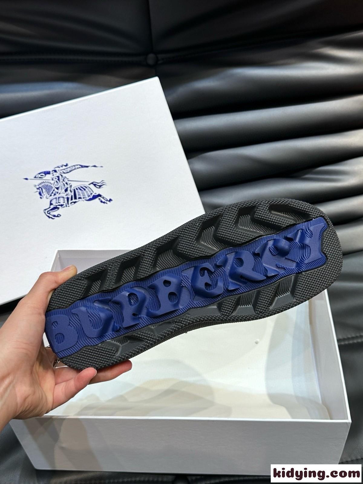 定番 人気 レザー ボックススニーカー バーバリー スニーカー コピー レディース メンズ ブラック-4