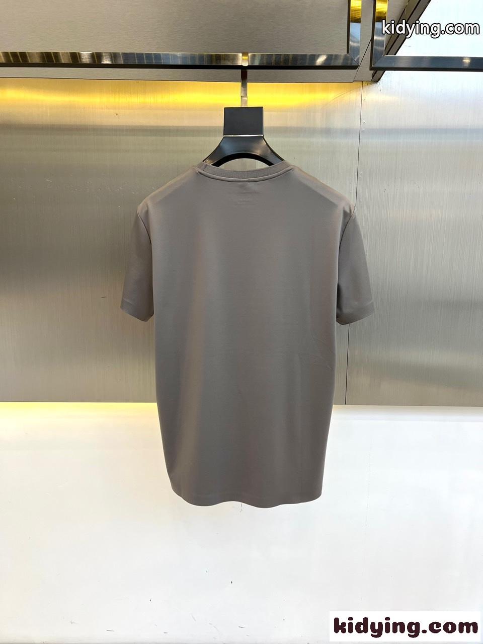 ベーシック ロゴ コットン 半袖Tシャツ フェンディ Tシャツ 偽物 グレー-0