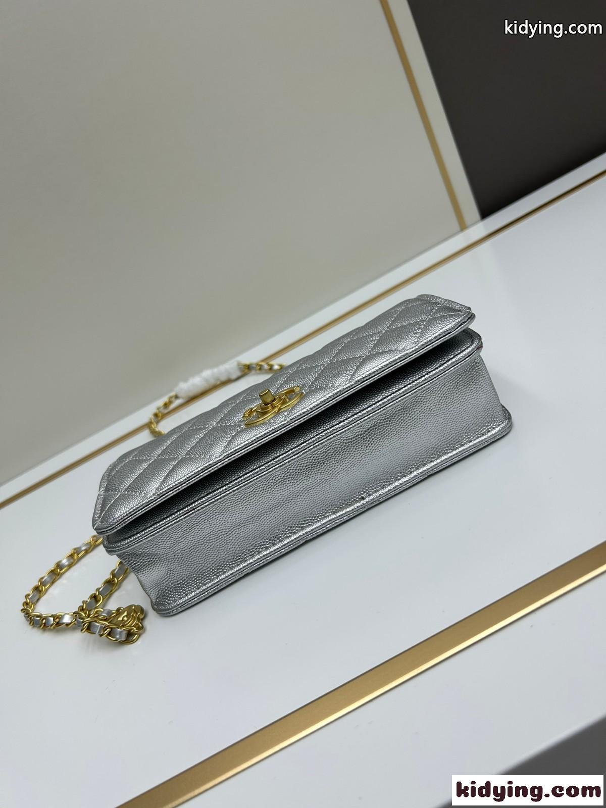 シャネル バッグ コピー 23K カメリア チェーン クラッチ シルバー-0