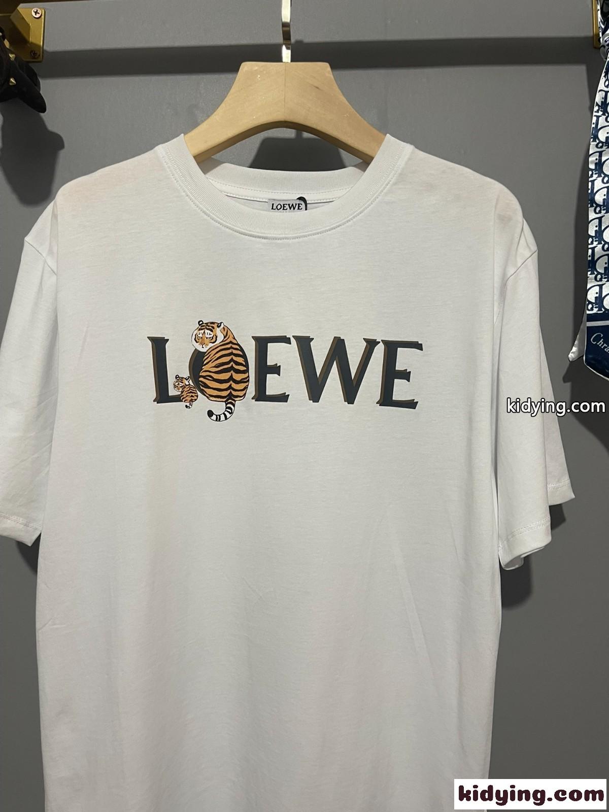 人気 ゆったり 体型カバー 着痩せ ロエベ tシャツ コピー ラウンドネック ロゴ プリント コットン カジュアル-4
