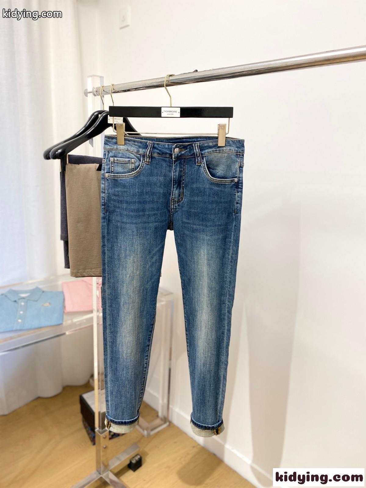 ヴェルサーチェ ジーンズ 偽物 合わせやすい ストレッチ メンズ デニムパンツ-0