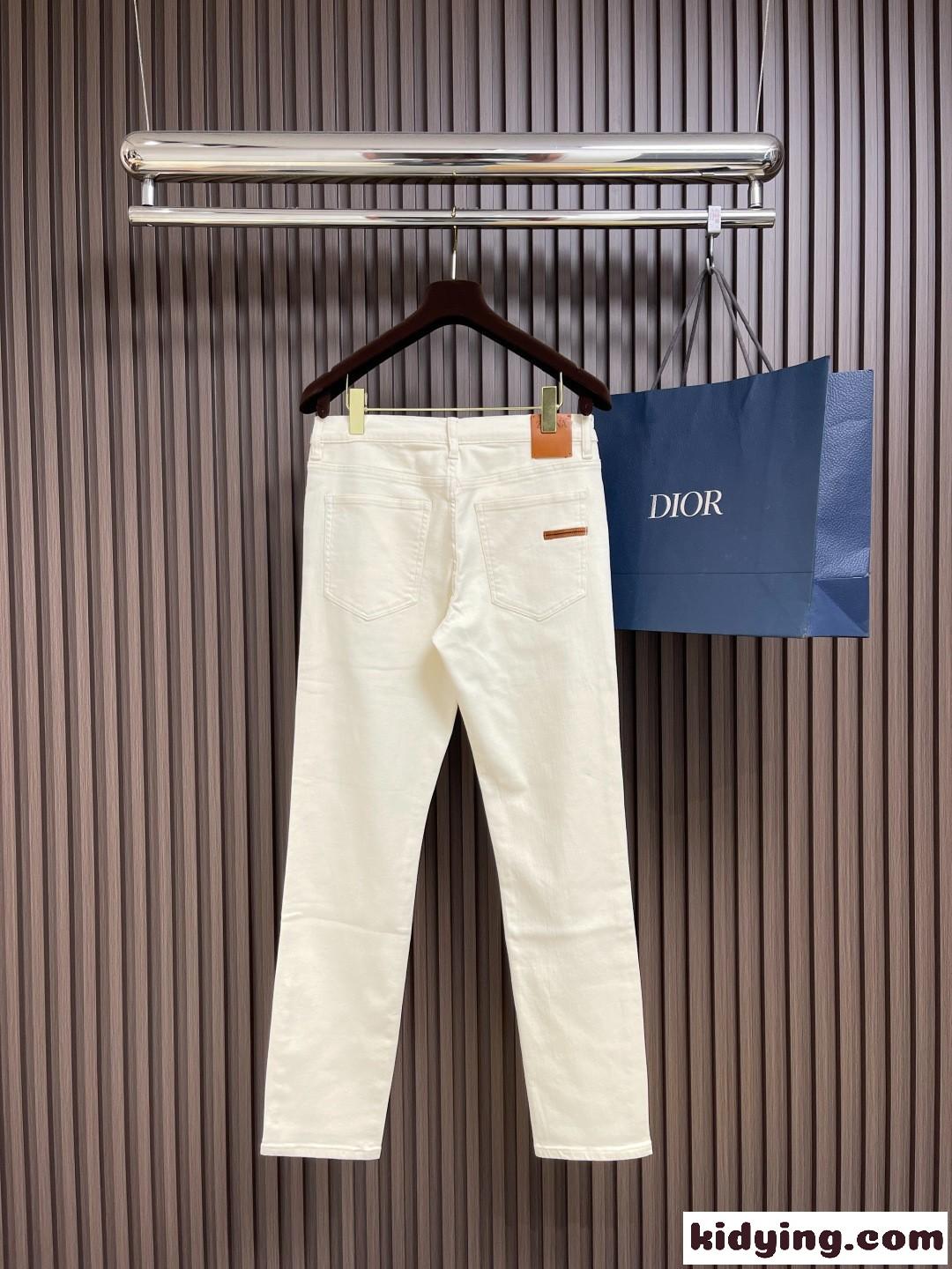 エルメネジルド・ゼニア ジーンズ コピー 定番 合わせやすい メンズ デニムパンツ-2