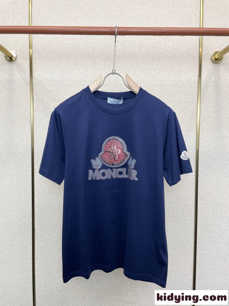 定番 カジュアル ロゴ入り 半袖Tシャツ モンクレール Tシャツ 偽物 クルーネック-2