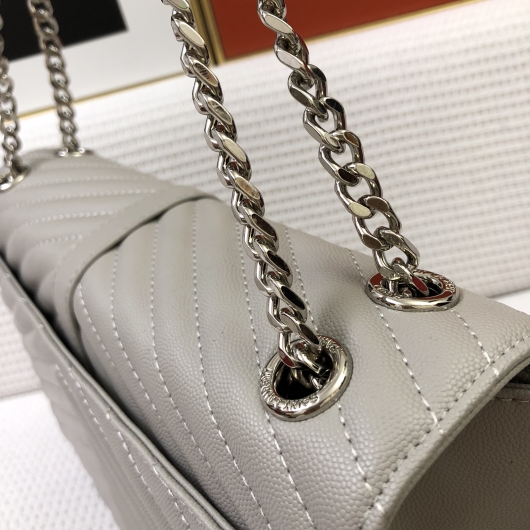 シルバー金具 定番 人気 ショルダーバッグ イヴ・サンローラン バッグ コピー グレー-1
