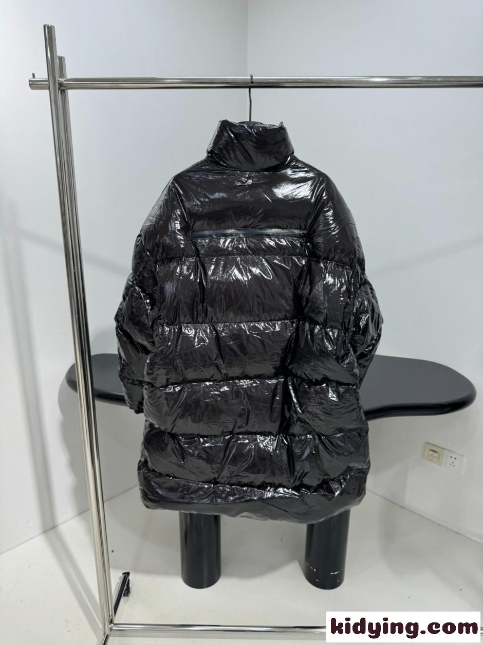 シンプル 上品 ロングダウンジャケット ボッテガ・ヴェネタ ダウンジャケット コピー ブラック-0