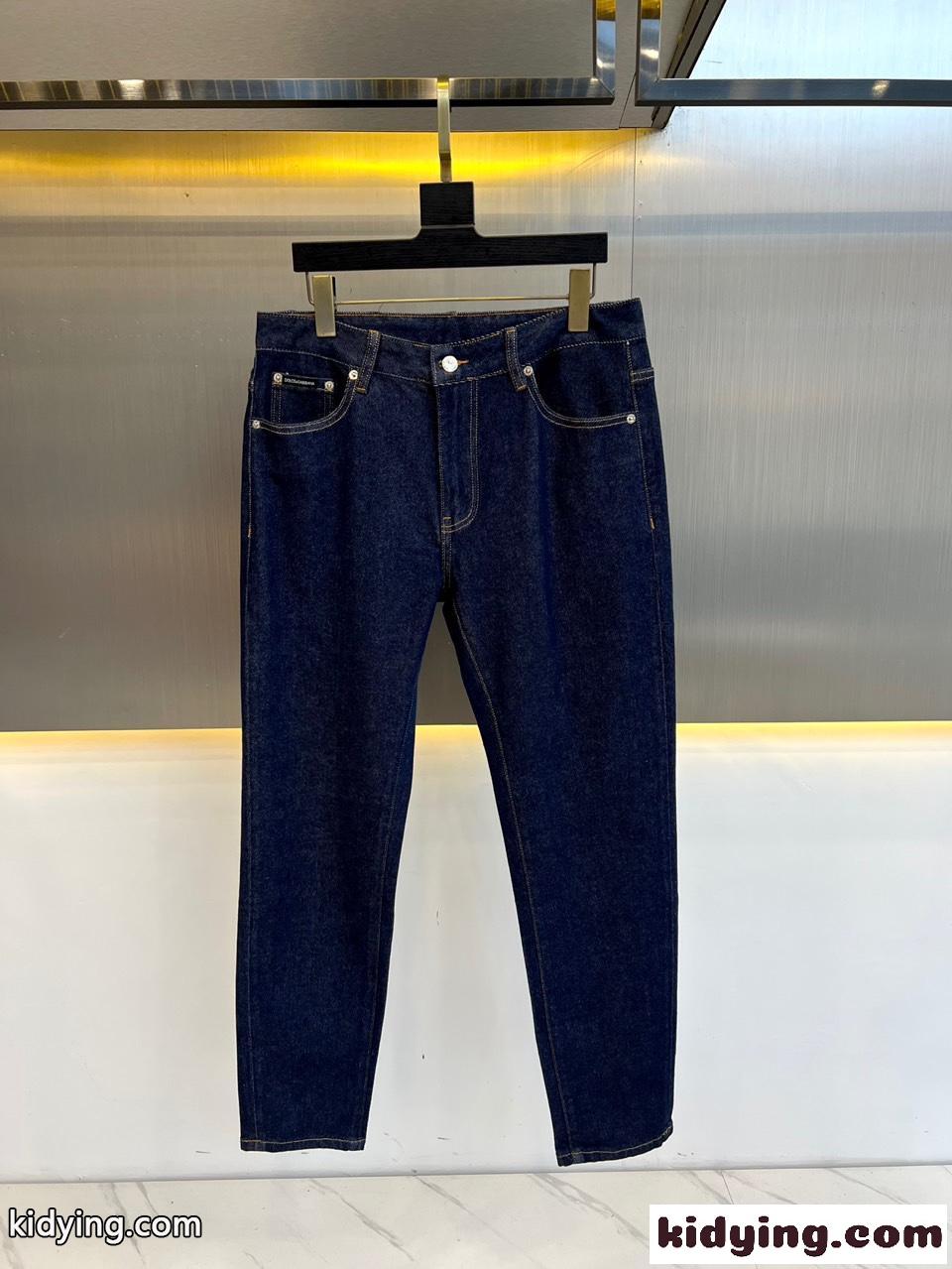 ドルチェ&ガッバーナ ジーンズ コピー ベーシック 合わせやすい デニムパンツ-1