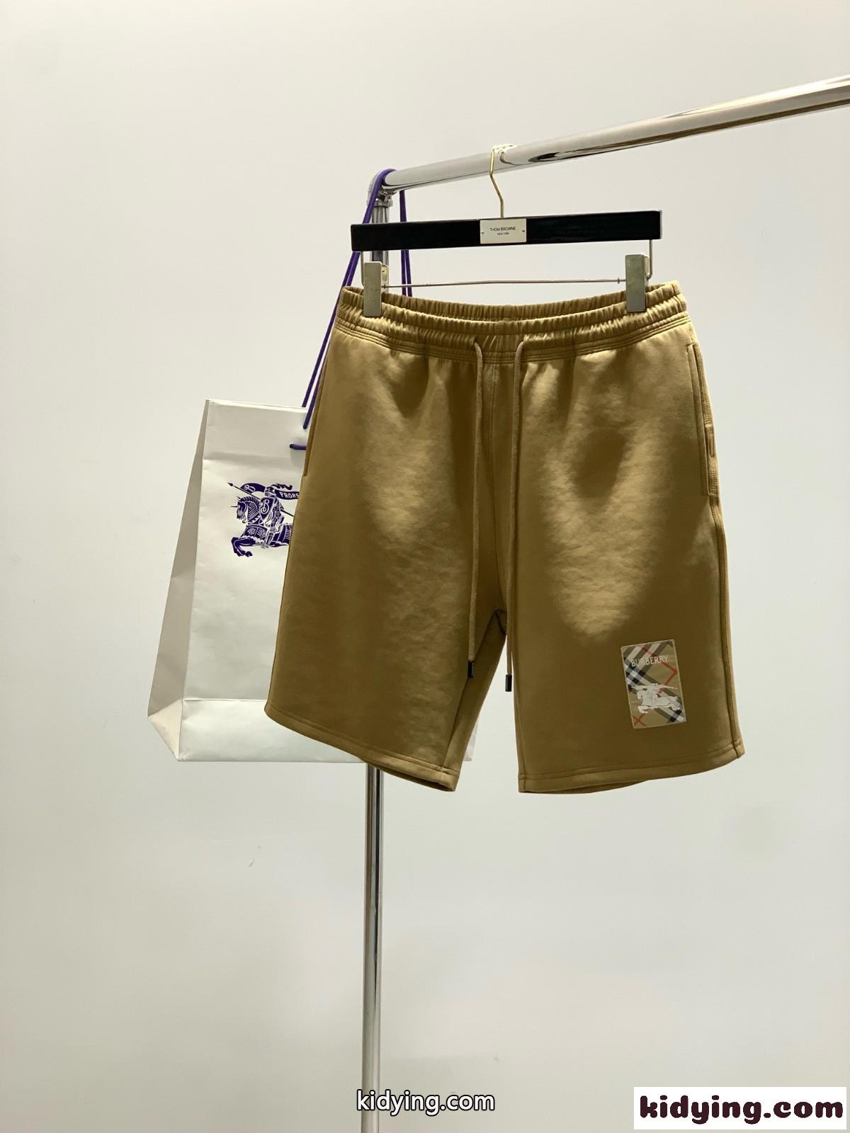バーバリー パンツ コピー カジュアル 合わせやすい ショートパンツ メンズ カーキ-1
