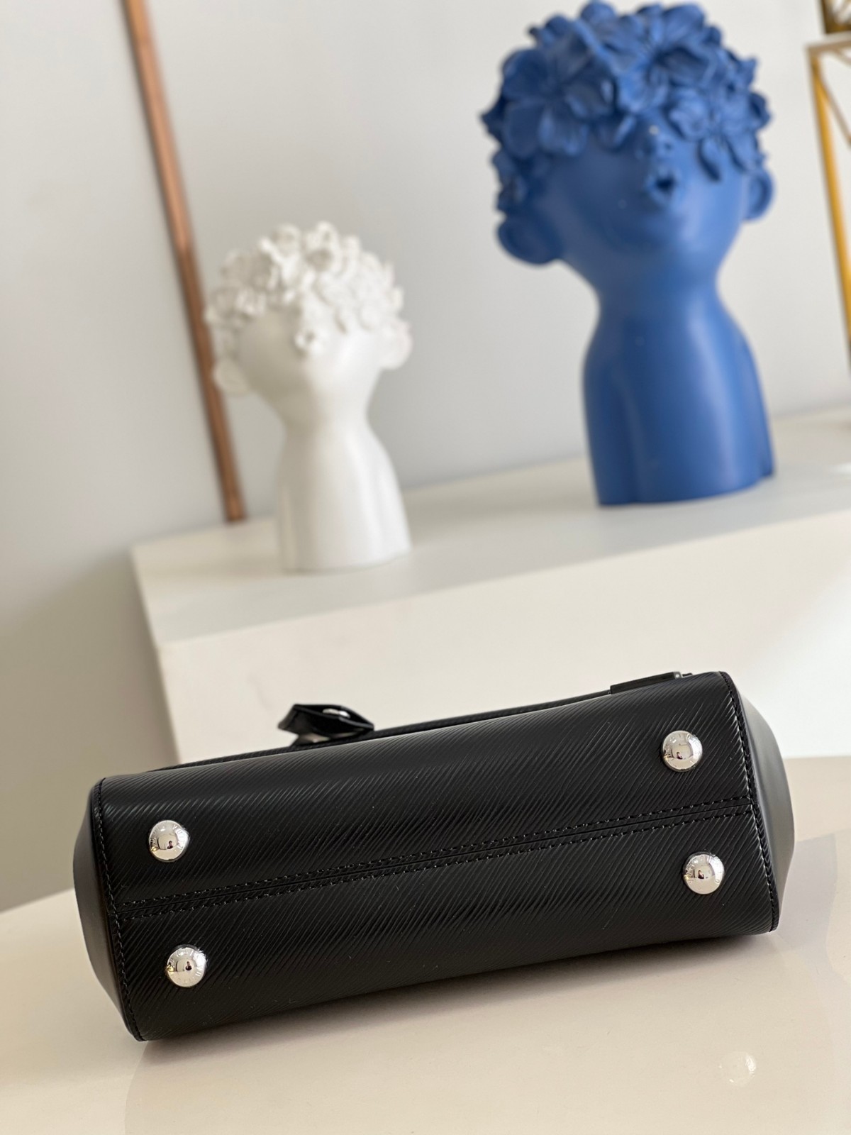 上品 M59134 ルイヴィトン クリュニーBB ハンドバッグ スーパーコピー ブラック-0