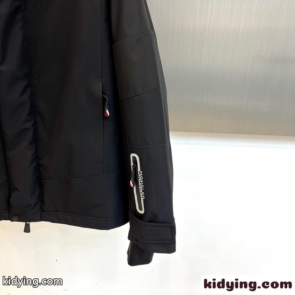 カジュアル GORE-TEX ダウンブルゾン モンクレール ダウンジャケット コピー ブラック-0