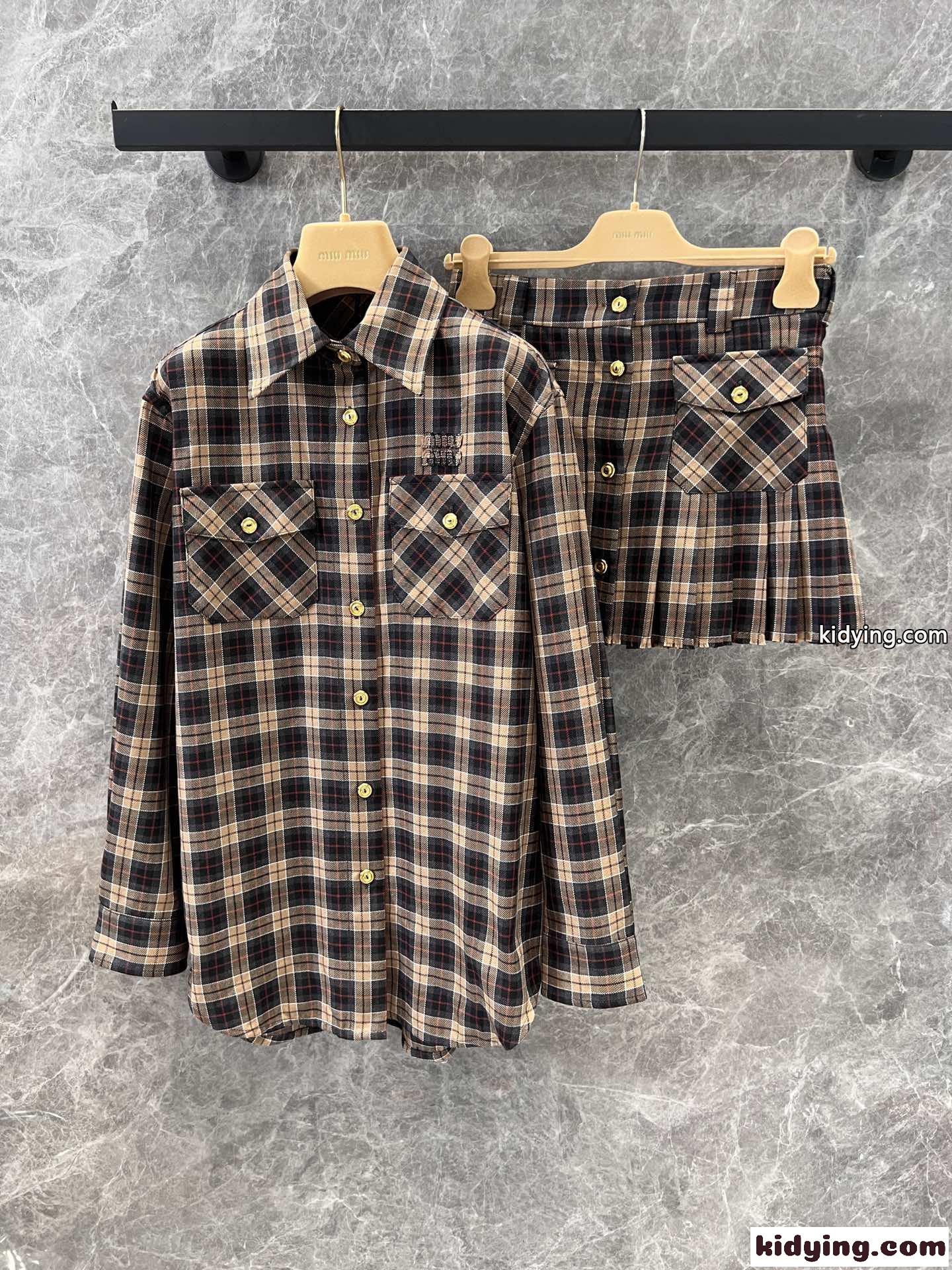 シンプル  みゅう服スーパーコピー 柔らかい スカートセット シャツ トップス 柔軟 格子模様 ブラウン-0