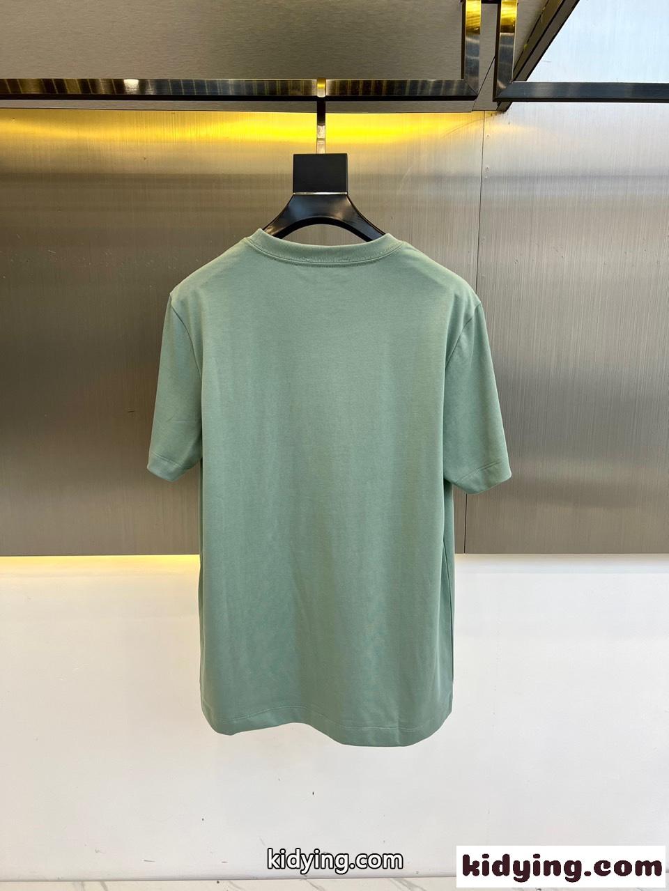 シンプル お洒落 クルーネック 半袖Tシャツ アルマーニ Tシャツ コピー ライトグリーン-3