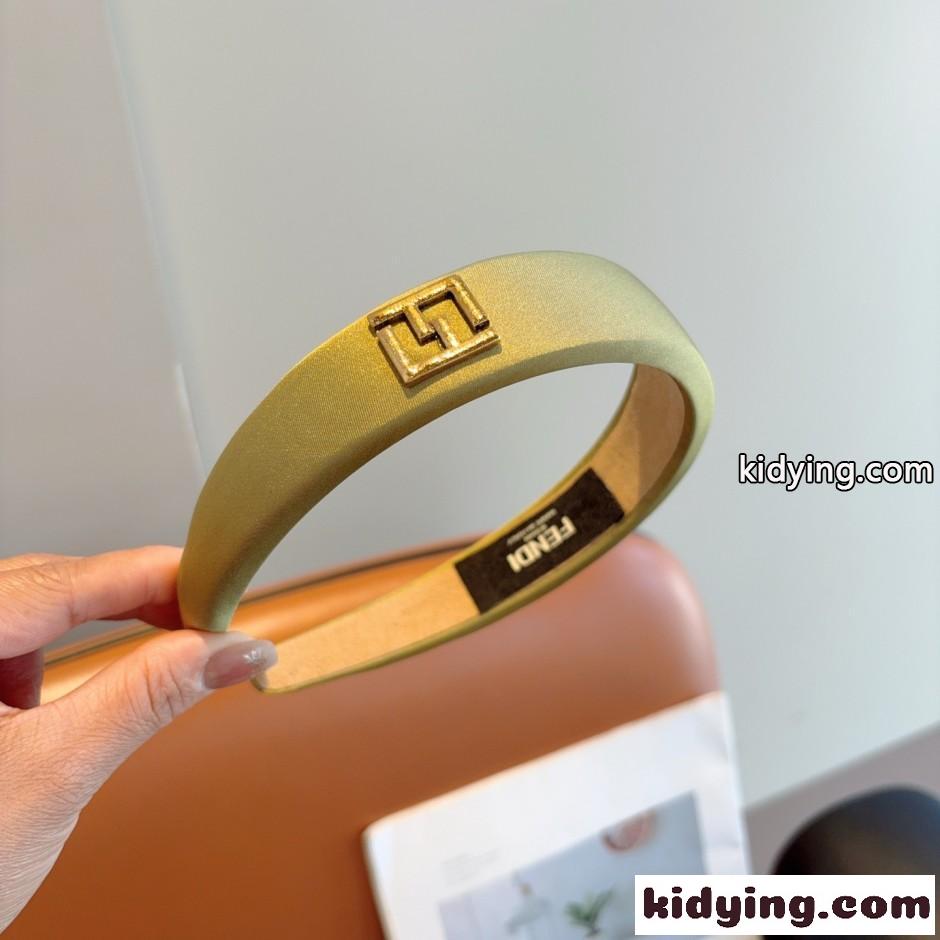 洗練された 上品 FFロゴ フェンディ カチューシャ 偽物 合わせやすい-2