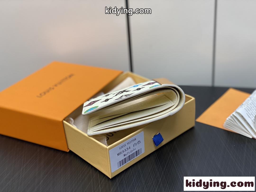 ルイヴィトン 財布 スーパーコピー ポルトフォイユ ミュルティプル 二つ折り財布 M83334-0