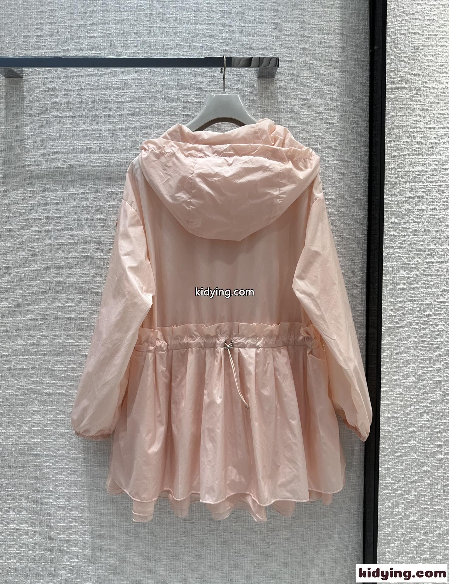爽やか 春夏 薄手フード付き Weteジャケット モンクレール ジャケット コピー レディース-4