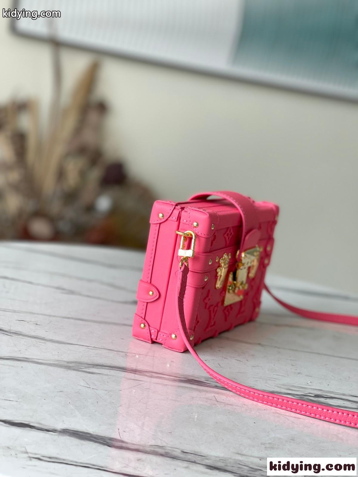 大注目 定番 人気 ピンクモノグラム ルイ・ヴィトン バッグ コピー 斜め掛け ショルダーバッグ 刺繍-1