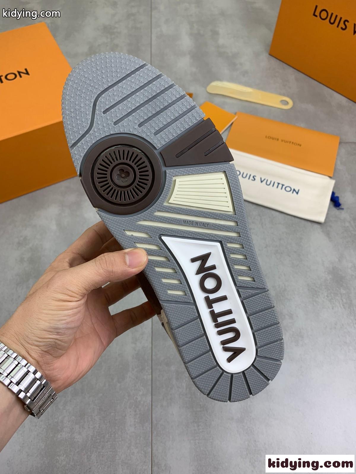 LV トレイナー･ライン ルイヴィトン スニーカー スーパーコピー ブラウン-4