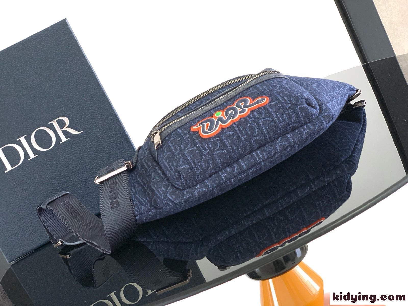 DIOR AND KAWS Rider 2.0 ベルトバッグ スーパーコピー メンズバッグ ブルー-3