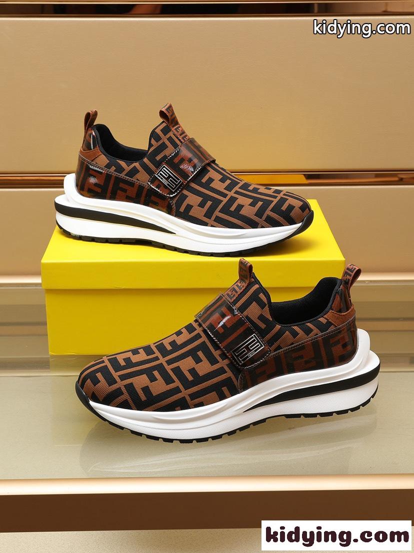 ニット 通気性 快適 軽量 メンズ カジュアルジューズ フェンディ スニーカー コピー スリッポン 疲れない-3