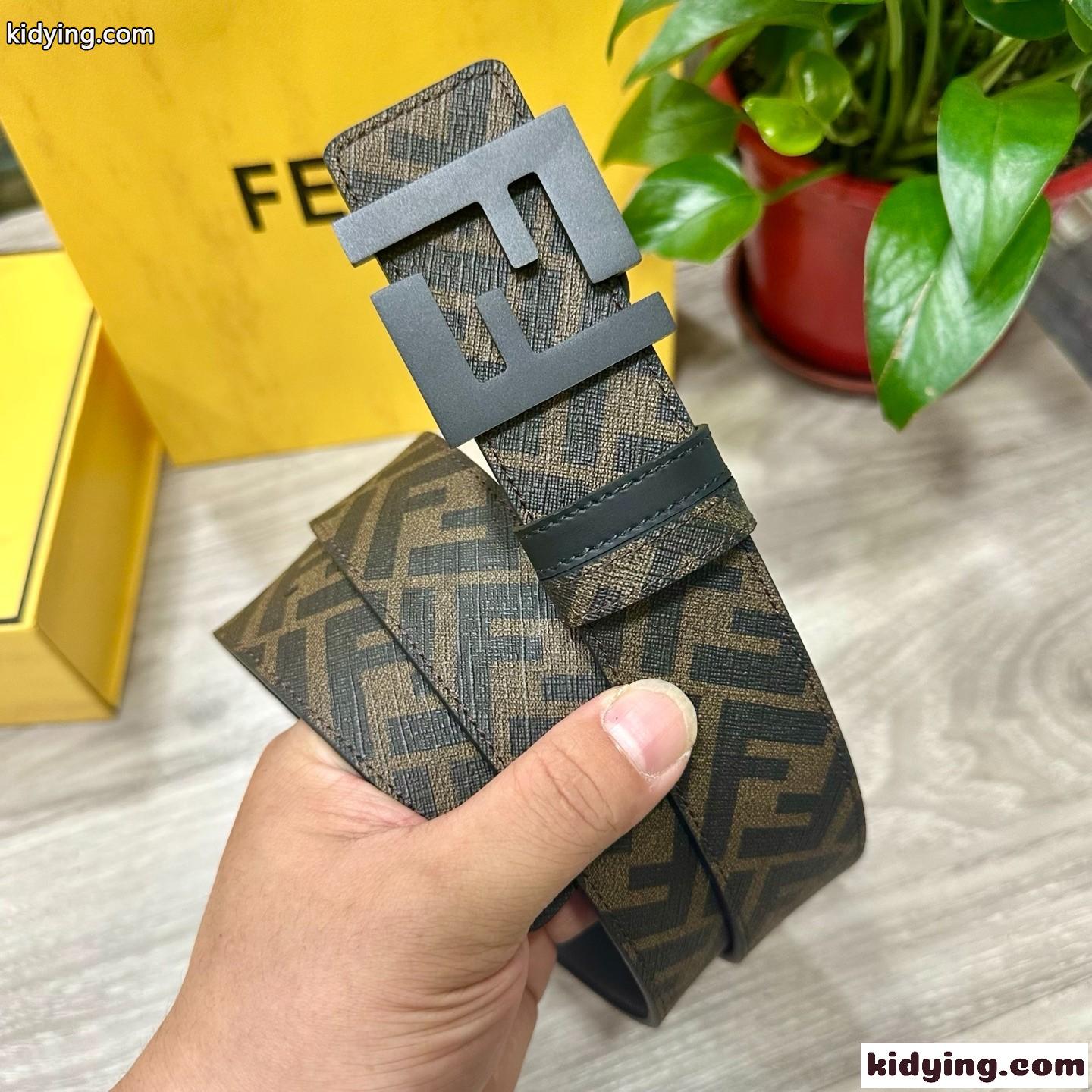 フェンディ ベルト 偽物 リバーシブルベルト 合わせやすい FFバックル-2