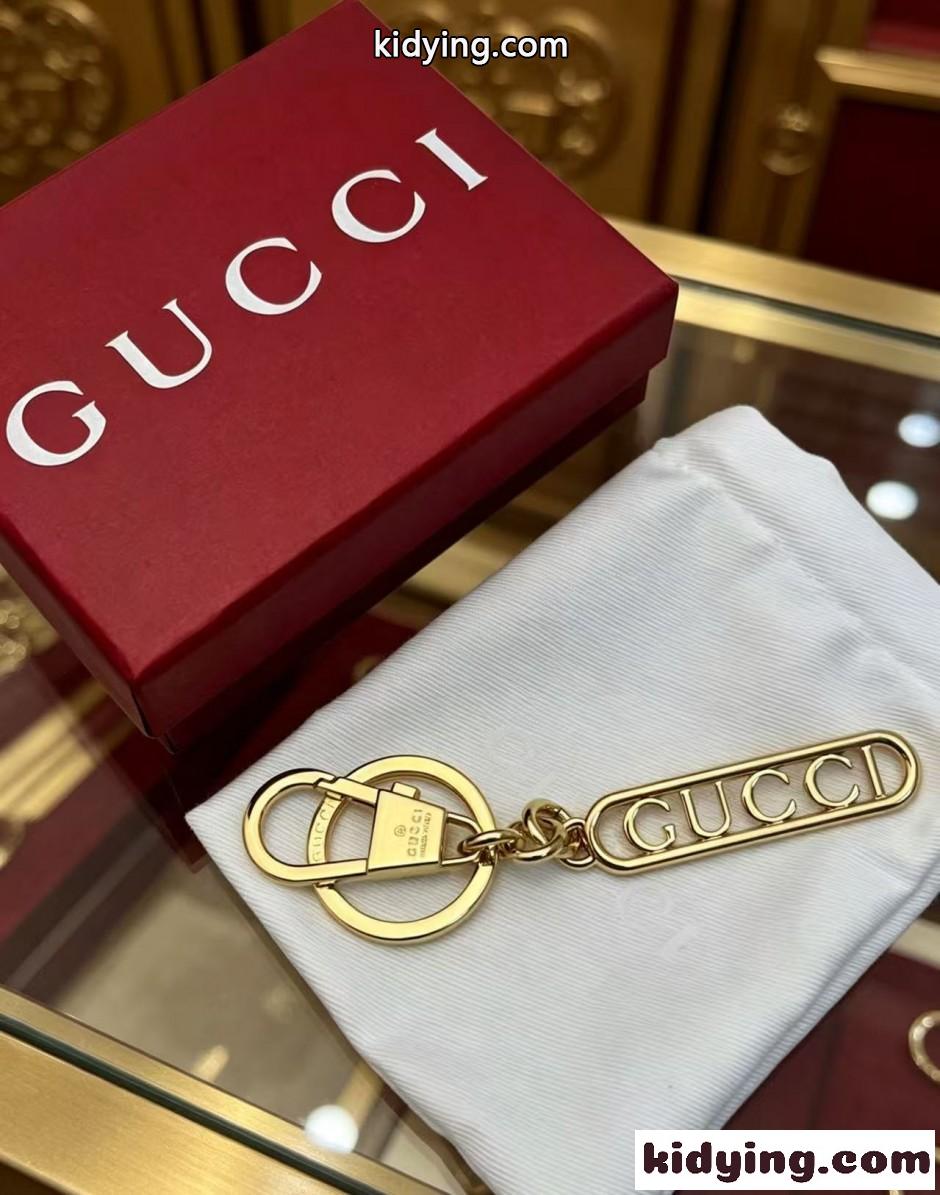 GUCCI スクリプト キーチェーン グッチ キーホルダー 偽物 キーリング-3