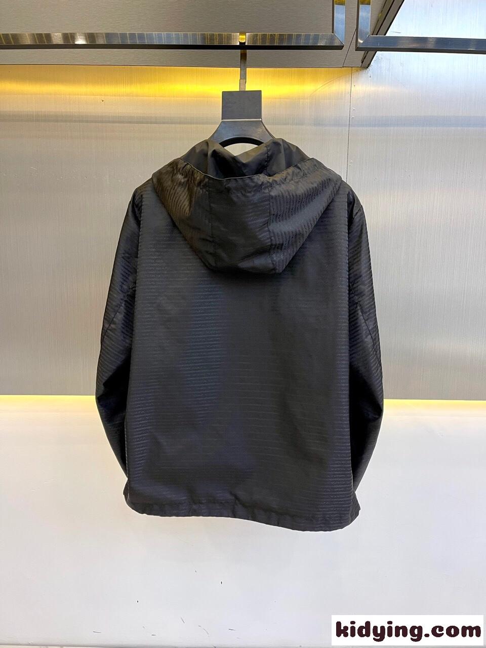 Re-nylon フード付ジャケット プラダ ジャケット コピー メンズ 上品 カジュアル アウター-4
