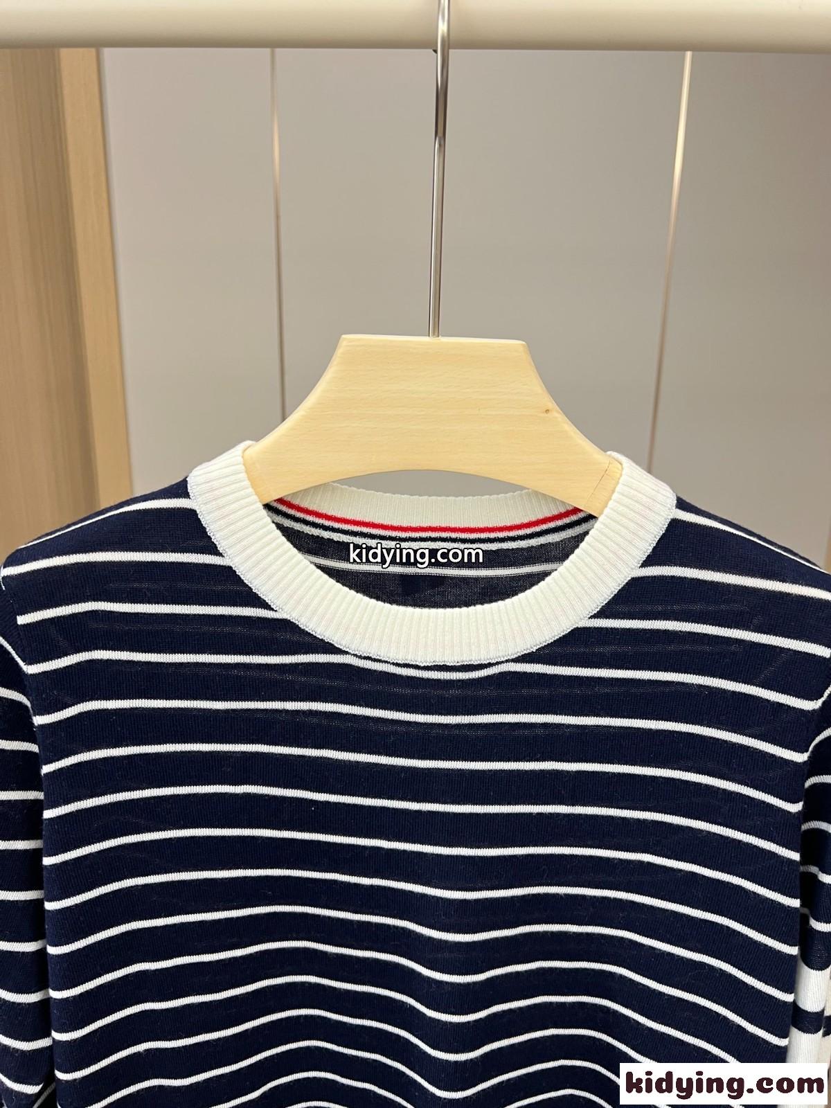 カジュアル 合わせやすい ボーダーニット トムブラウン Tシャツ 偽物 ネイビー-2