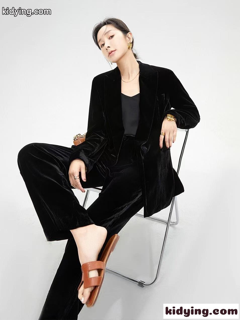 YSL サンローラン 服 特徴スーパーコピー スーと セット レディース 高品質 通勤 ブラック-0
