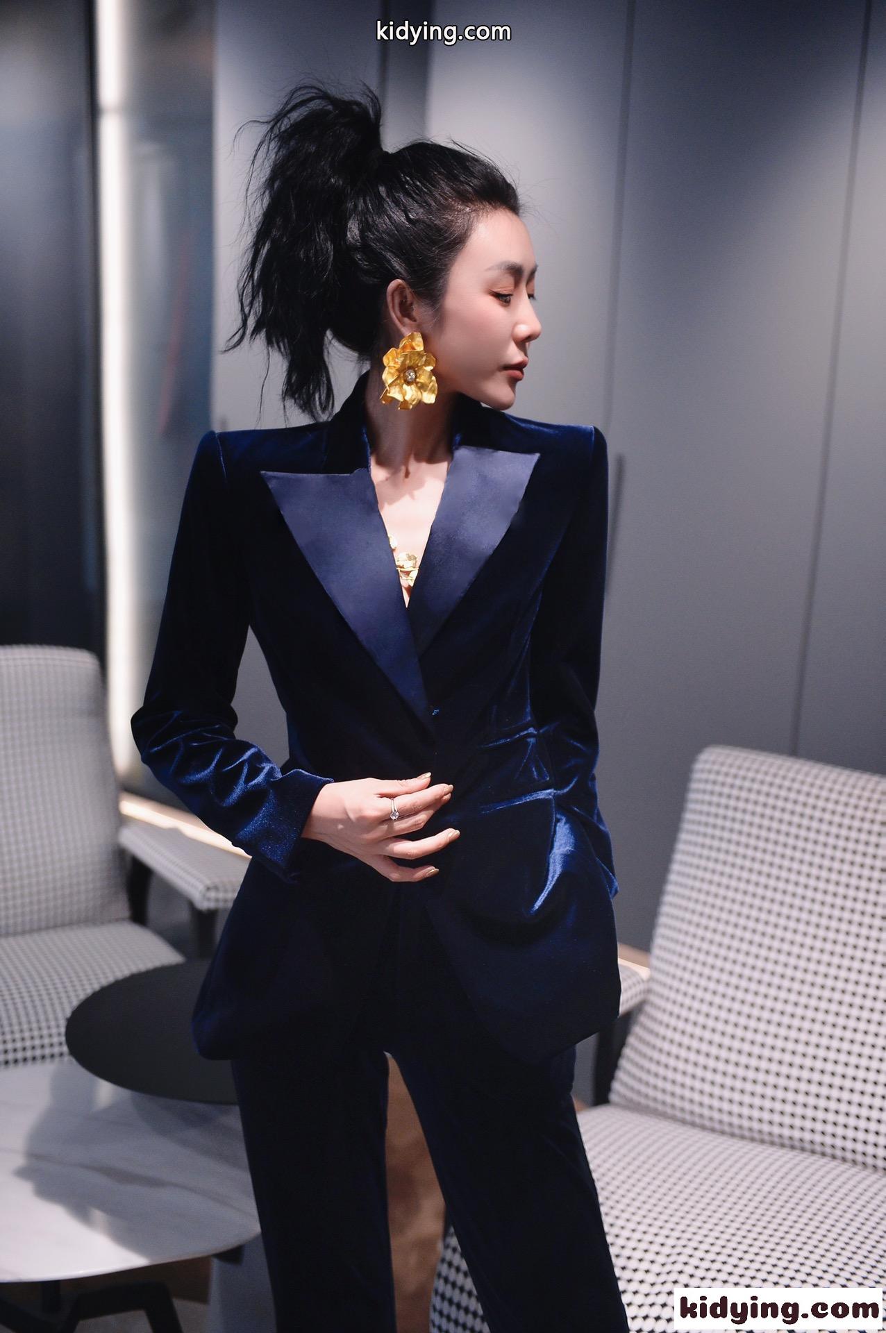 YSL 個性的なサンローラントップススーパーコピー 通勤 ビジネス トップス レディース 優雅 ブルー-0