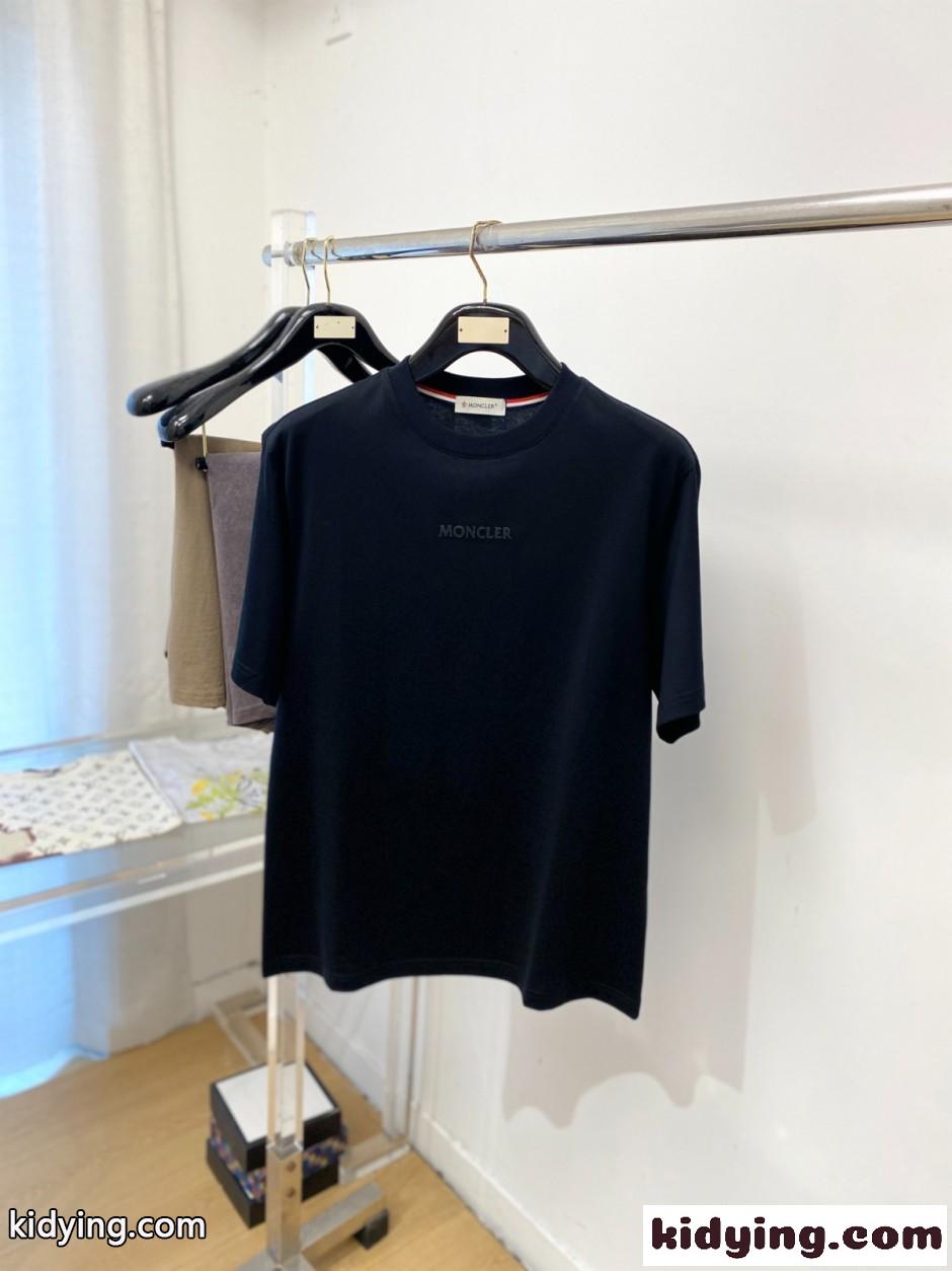 シンプル 合わせやすい クルーネック 半袖Tシャツ モンクレール Tシャツ 偽物 ブラック-0