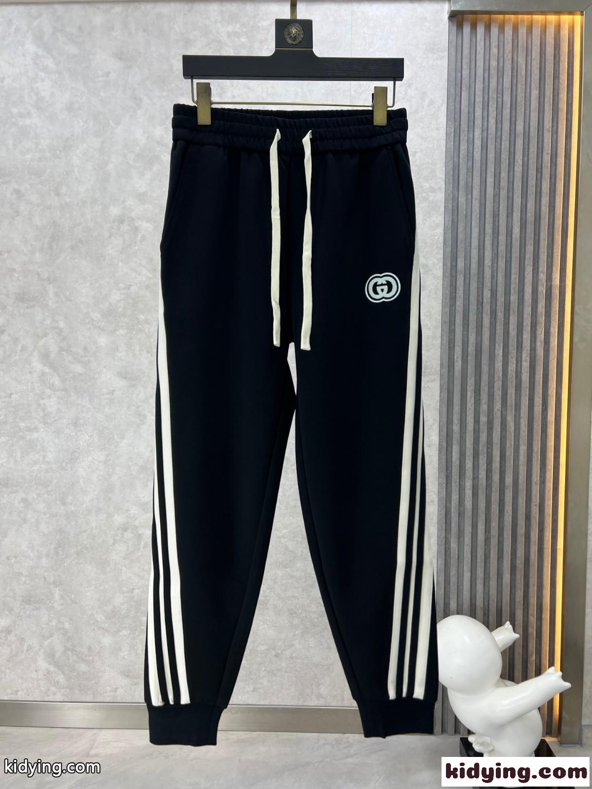 カジュアル 合わせやすい グッチ パンツ コピー メンズ スウェットパンツ ブラック-2