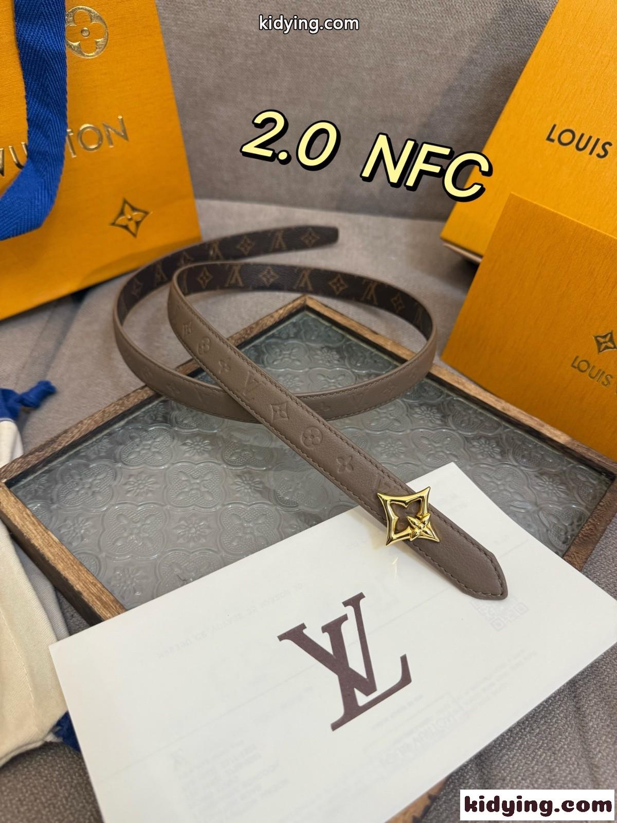 人気 ベルト・LV フラワーグラム 20MM リバーシブル ルイ・ヴィトン スーパーコピー-1