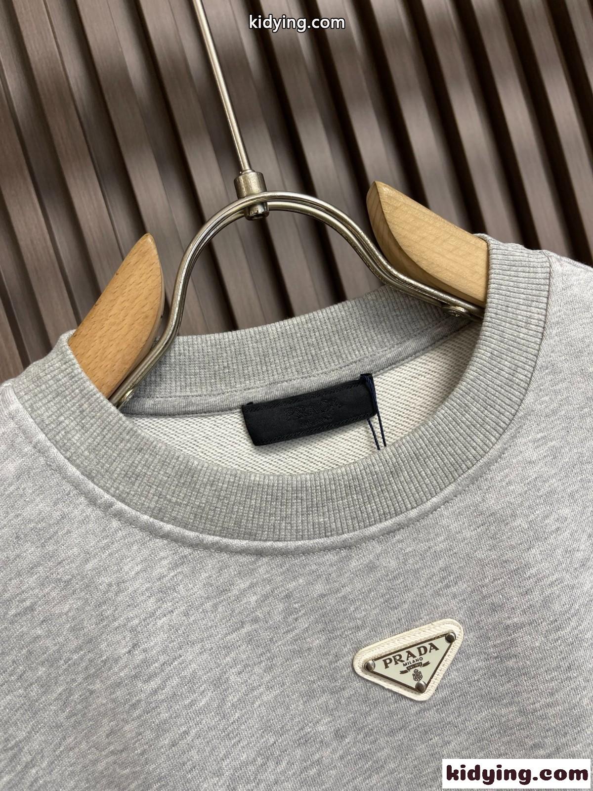 定番 カジュアル コットン スウェットシャツ プラダ Tシャツ コピー グレー-2