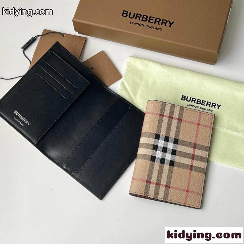 人気 エレガント Burberry バーバリー チェック パスポートホルダー スーパーコピー-1