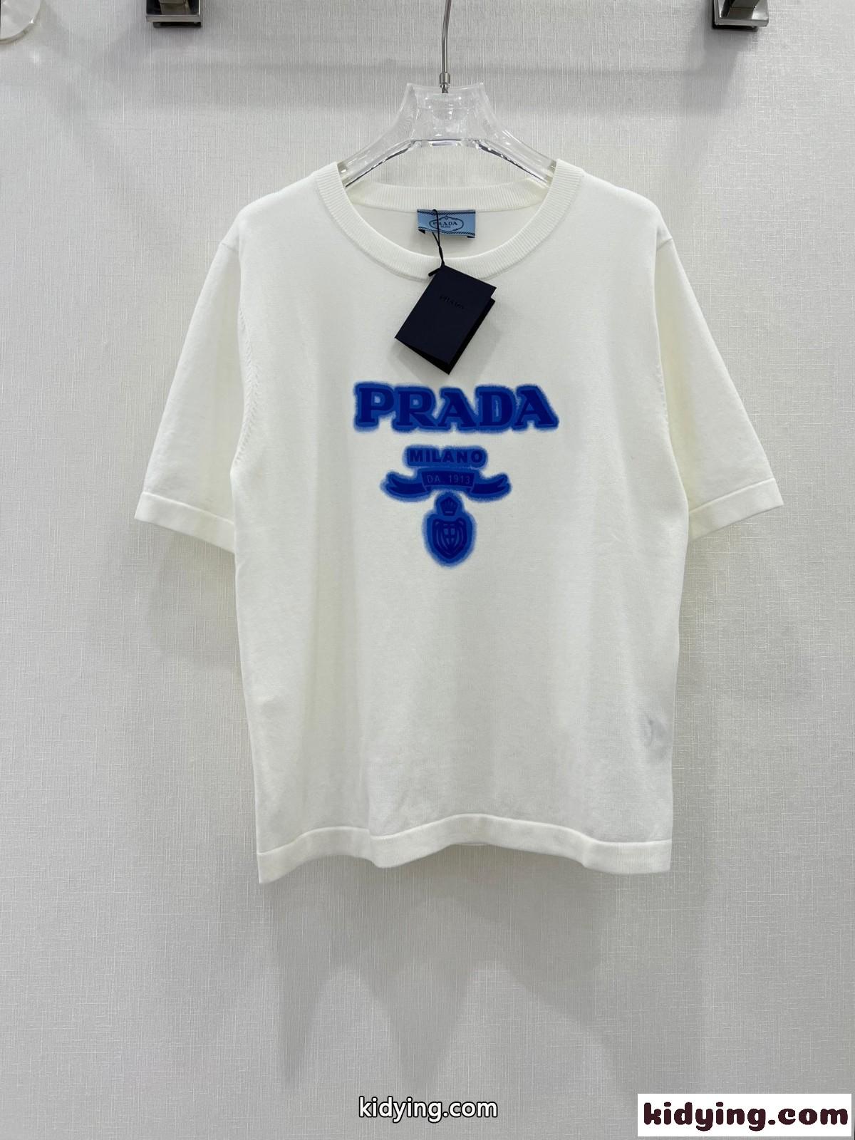 プラダ Tシャツ コピー ベーシック おしゃれ ロゴ入り クルーネック 合わせやすい-0