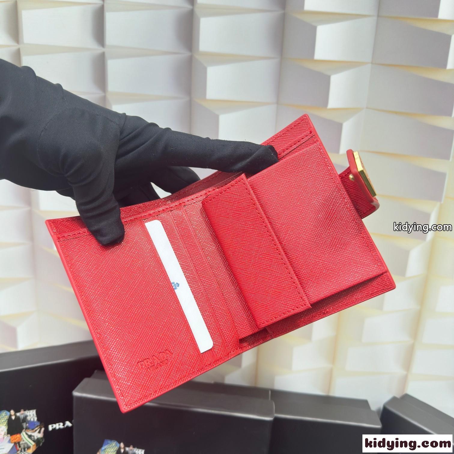 定番 人気 コンパクト 二つ折り財布 プラダ 財布 コピー レッド-3