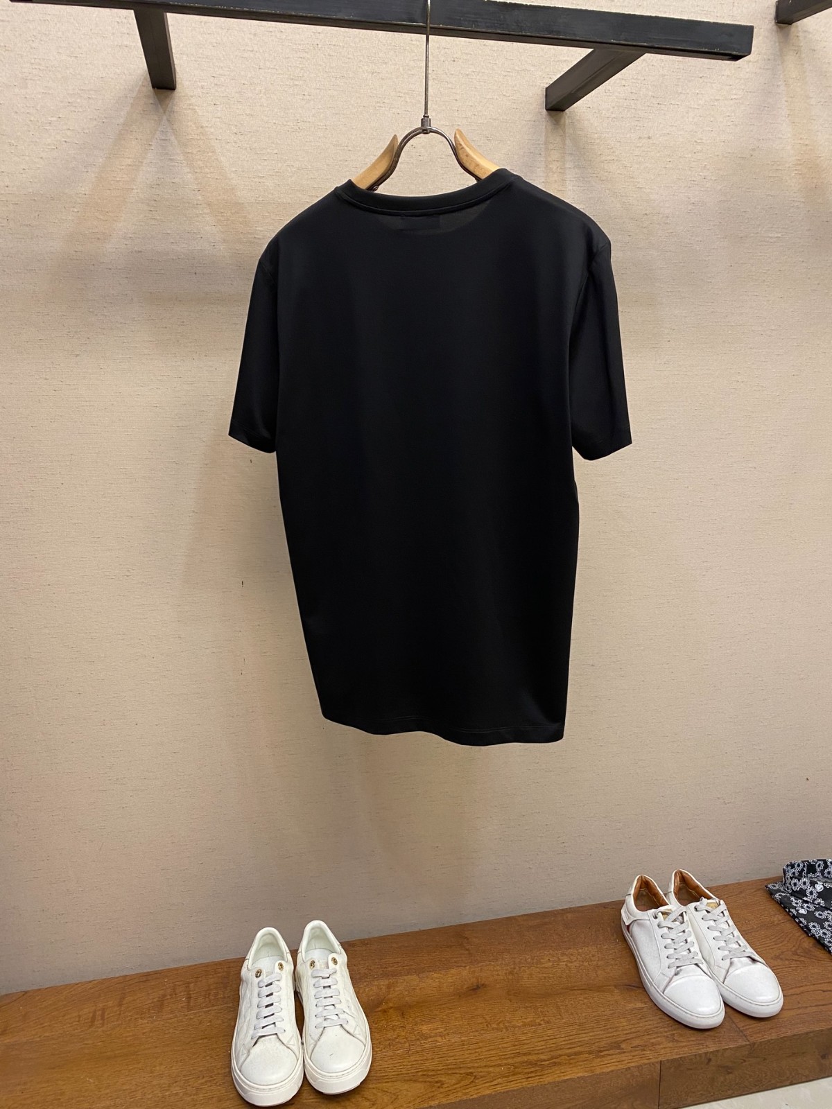 お洒落 クルーネック 半袖Tシャツ ロエベ Tシャツ 偽物 コットン ブラック-2