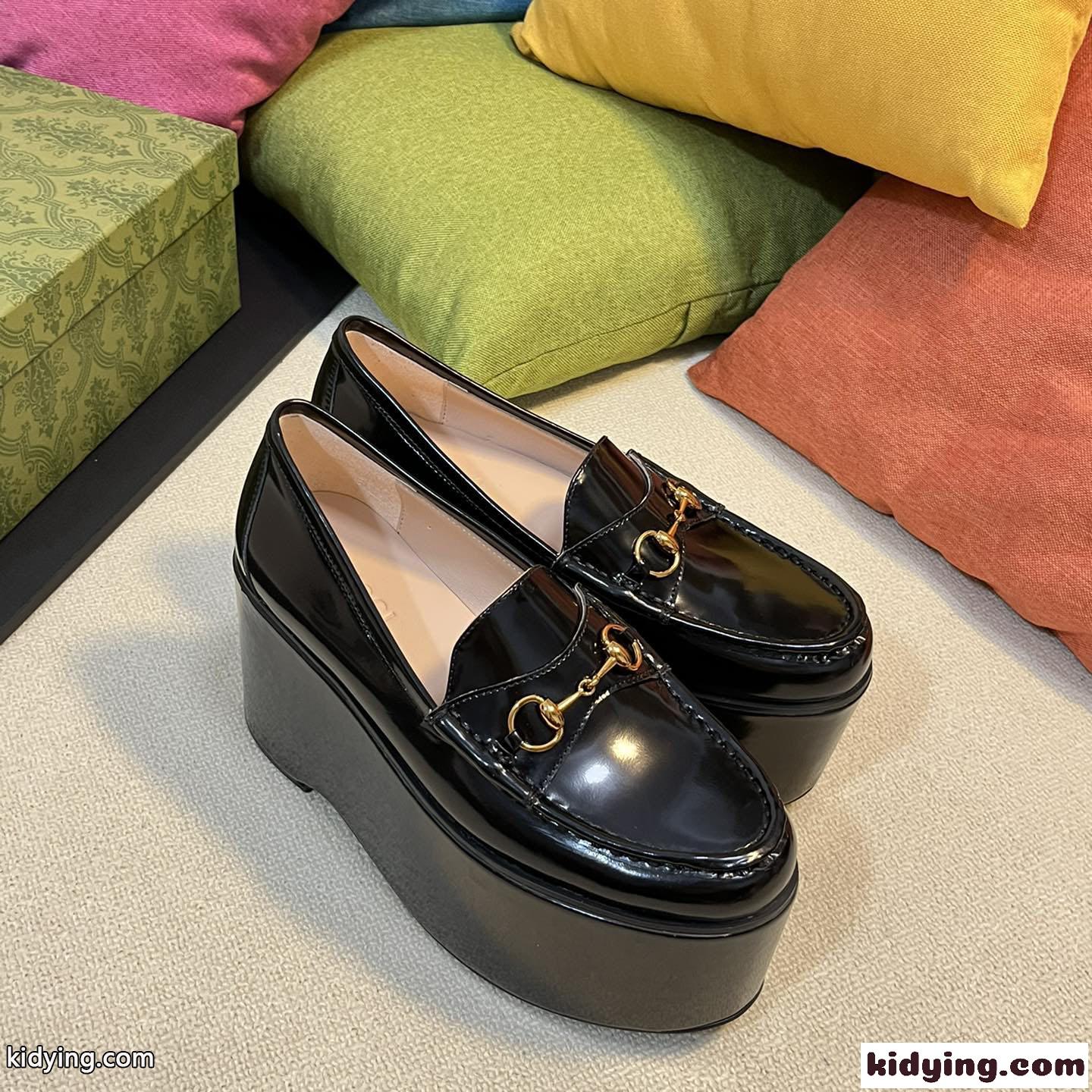 GUCCI ホースビット ウィメンズ プラットフォーム ローファー グッチ シューズ コピー ブラック-0