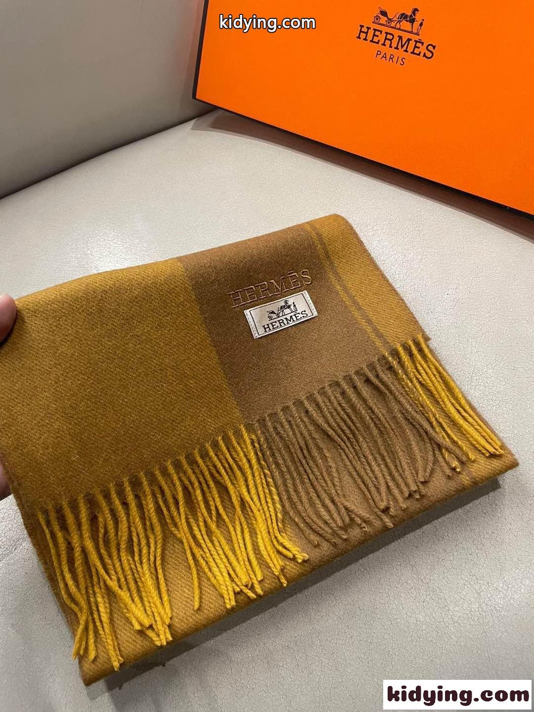 エルメス スカーフ コピー シンプル 上品 カシミヤ マフラー カーキ-1