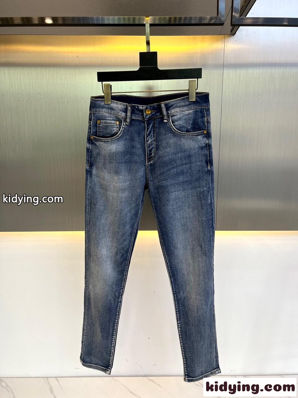 フェンディ ジーンズ コピー 定番 おしゃれ ストレッチ メンズ デニムパンツ-1